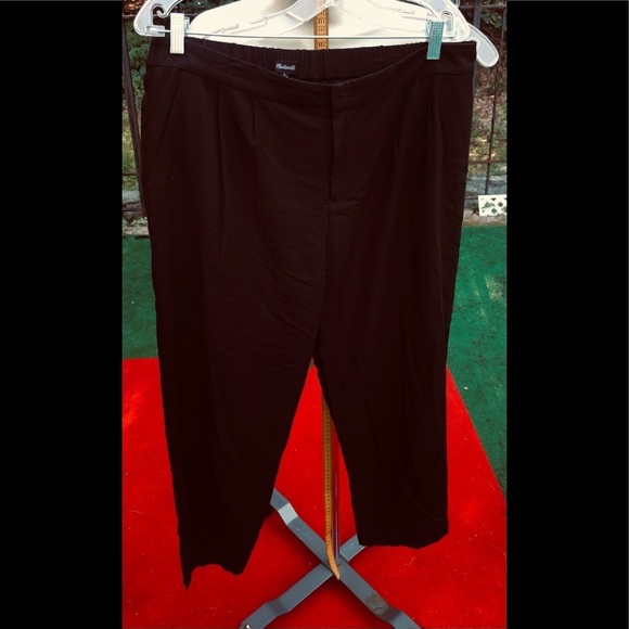 Madewell size  large black lightweight dress pants fits 12-14 tapered leg - Picture 4 of 12